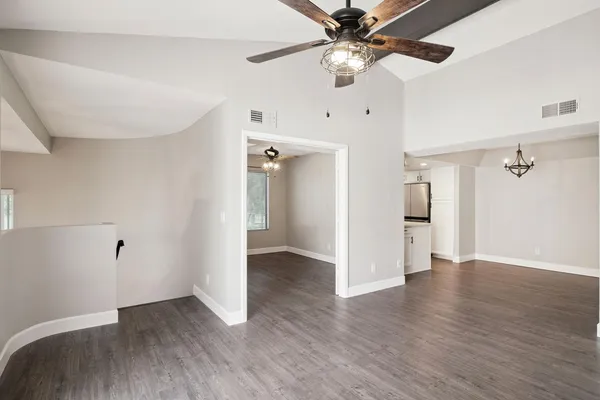 $1,800 | 1905 East University Drive, Unit 210, Tempe, AZ 85288