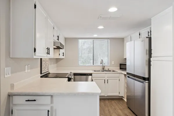 $1,850 | 1905 East University Drive, Unit 210, Tempe, AZ 85288