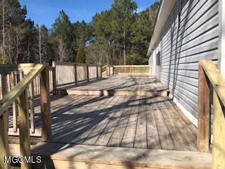 13405 Wolf Ridge Road Moss Point, MS 39562 - Photo 6 of 37 IMG_2694