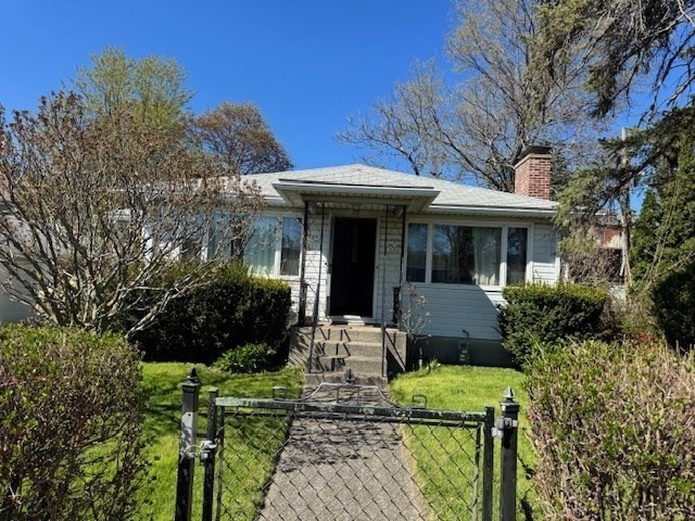 79 Chilmark Street Worcester, MA 01604 - Photo 2 of 21