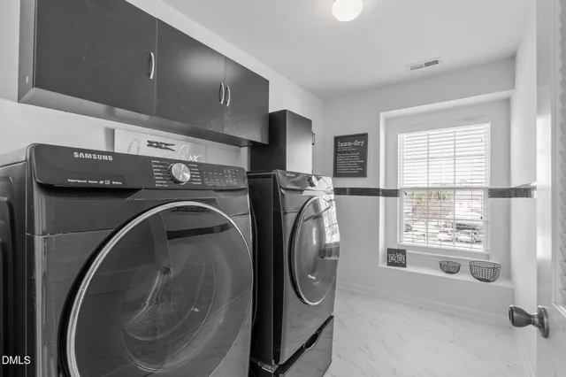 $695,000 | 1121 Brookhill Way, Cary, NC 27519