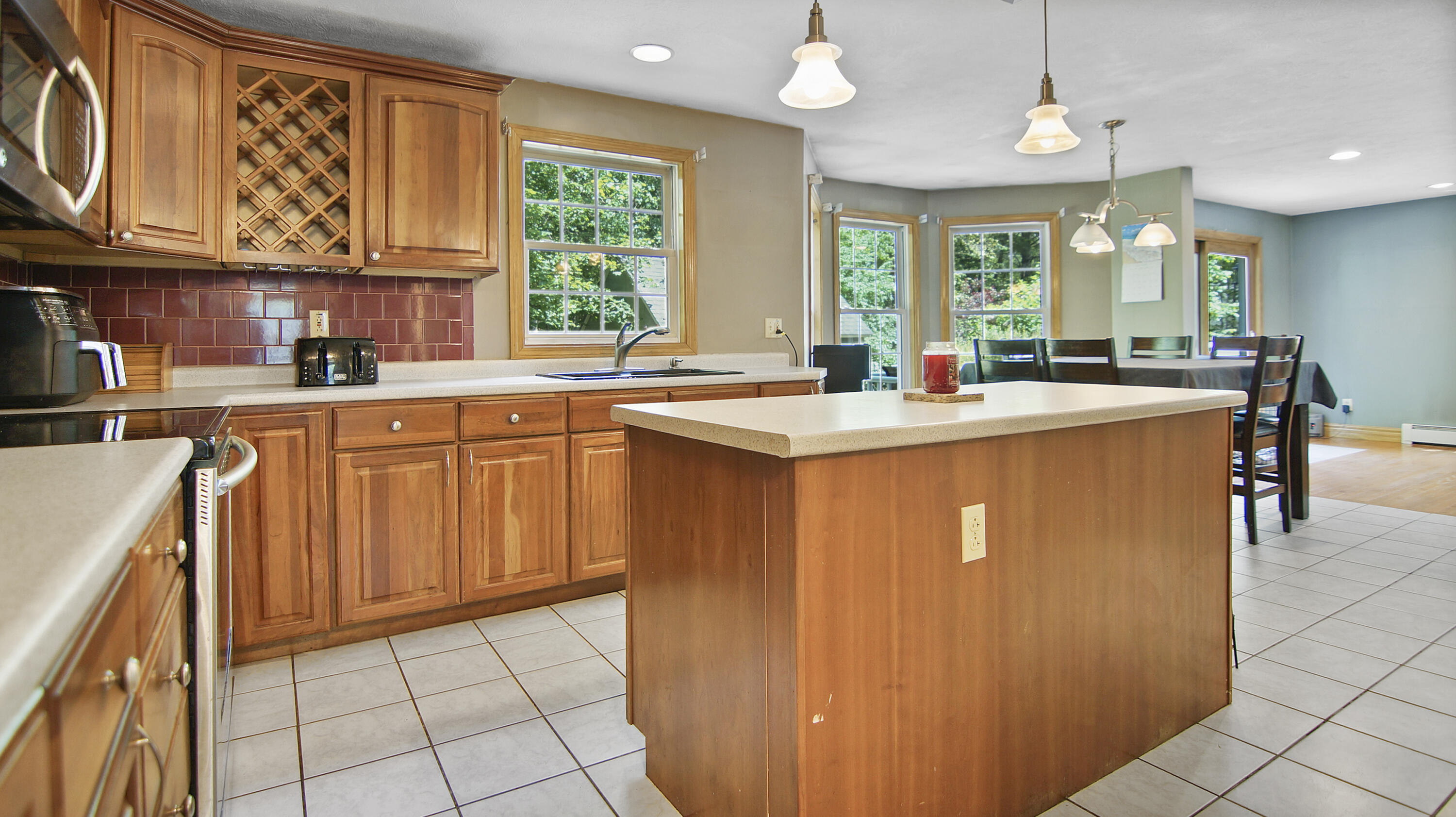 17 Canterbury Court Springvale, ME 04083 - Photo 6 of 13 Kitchen