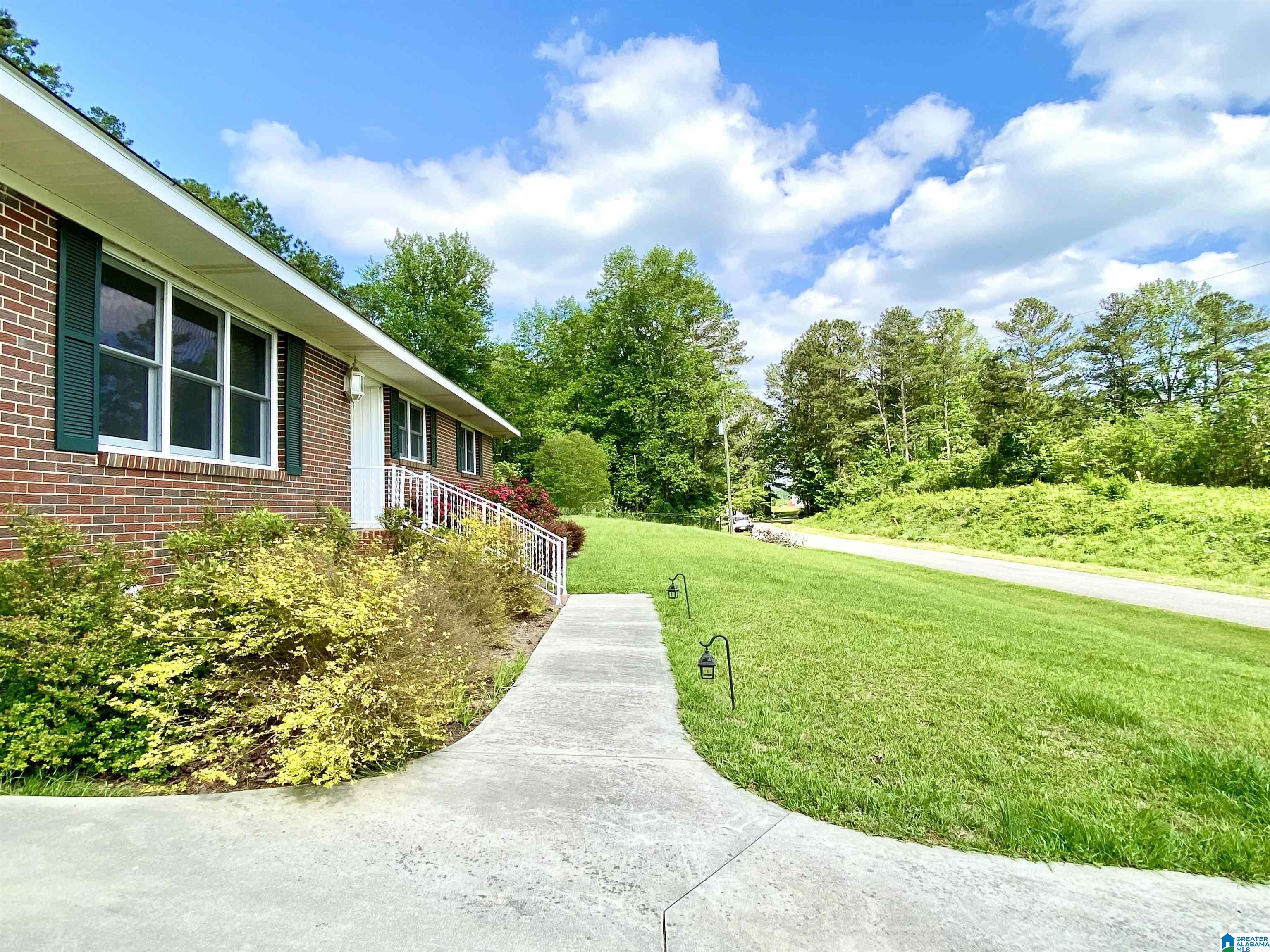 75 Johnson Street Heflin, AL 36264 - Photo 6 of 24