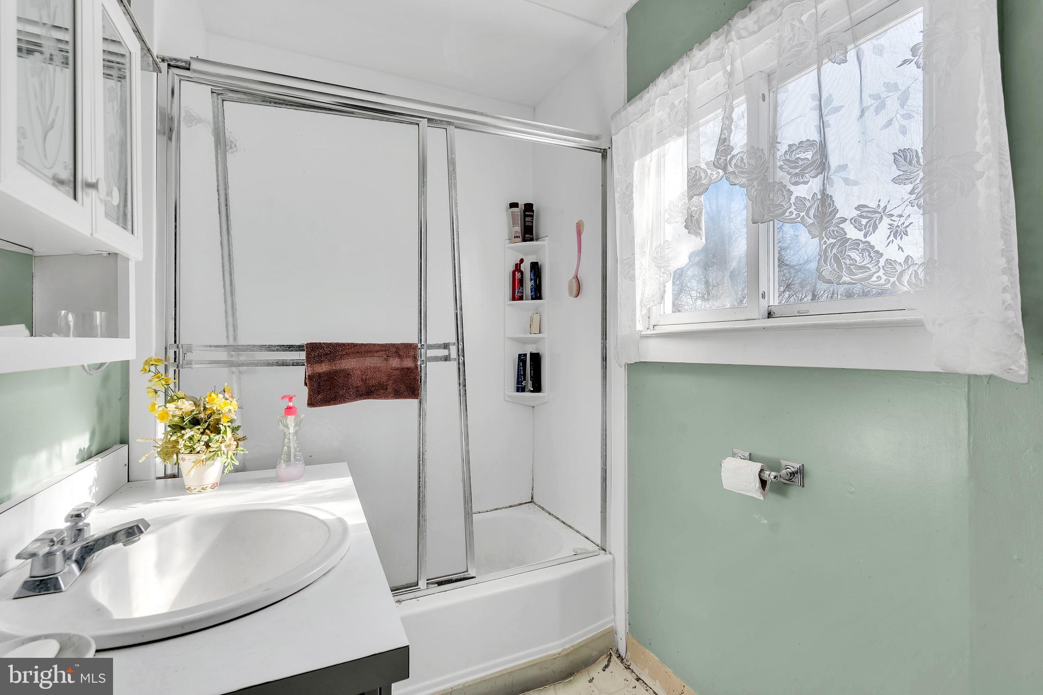 296 Ogden Station Road Thorofare, NJ 08086 - Photo 20 of 26