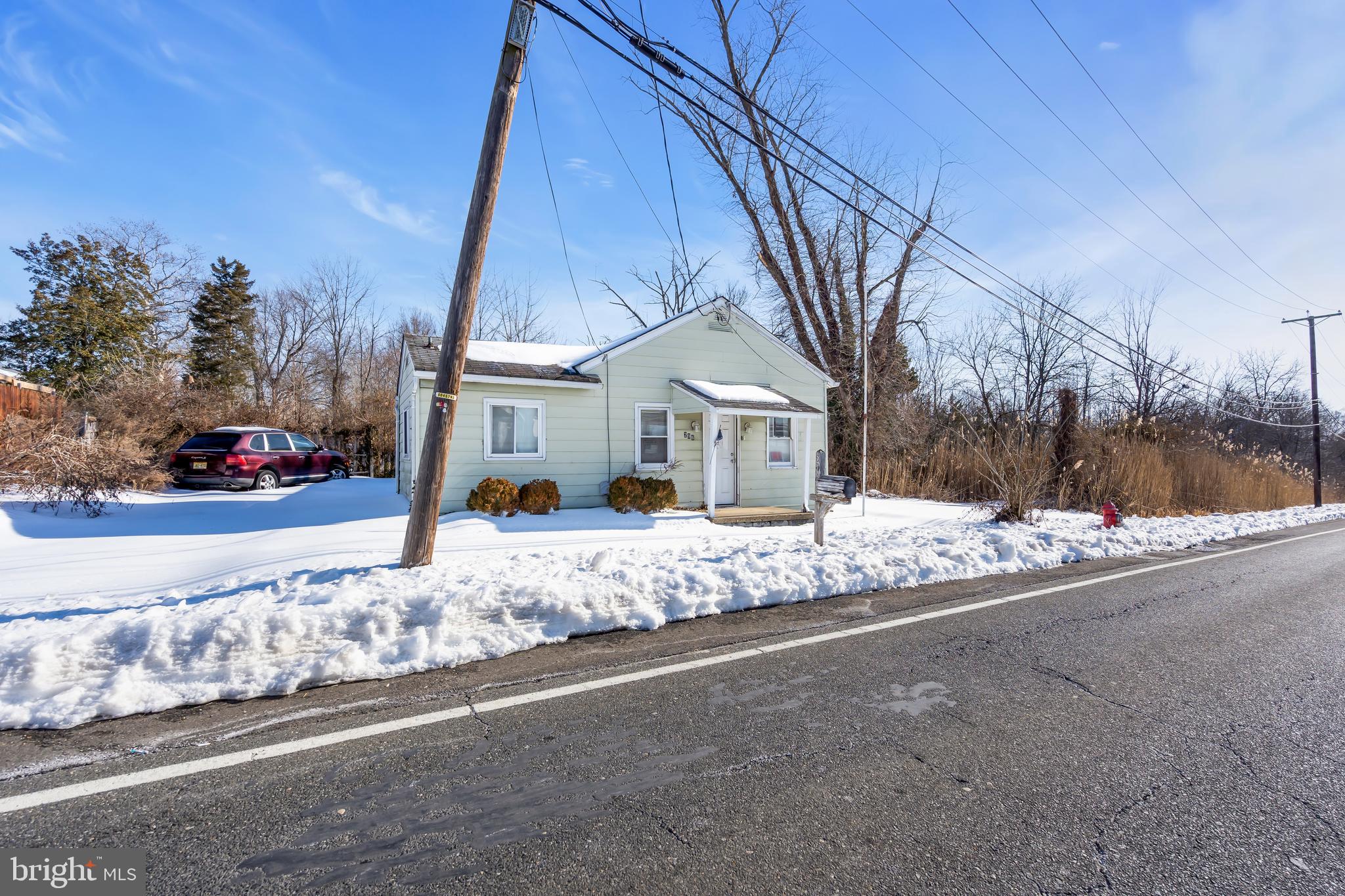 296 Ogden Station Road Thorofare, NJ 08086 - Photo 3 of 26