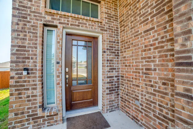 $1,995 | 2648 White Willow, San Antonio, TX 78245