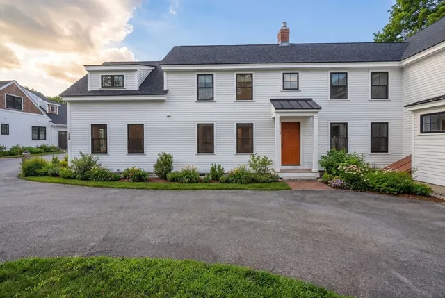 $789,000 | 128 Main Street, Unit 1, Westford, MA 01886