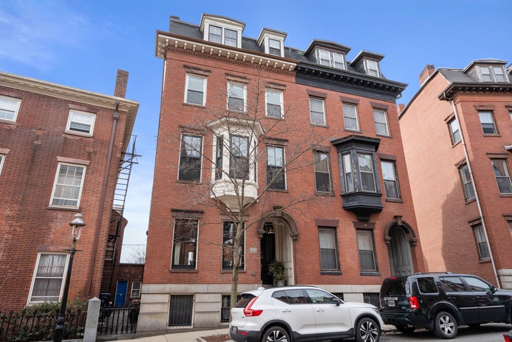 18 Harvard Street, Unit 3 Boston, MA 02129 - Photo 14 of 15 a building view