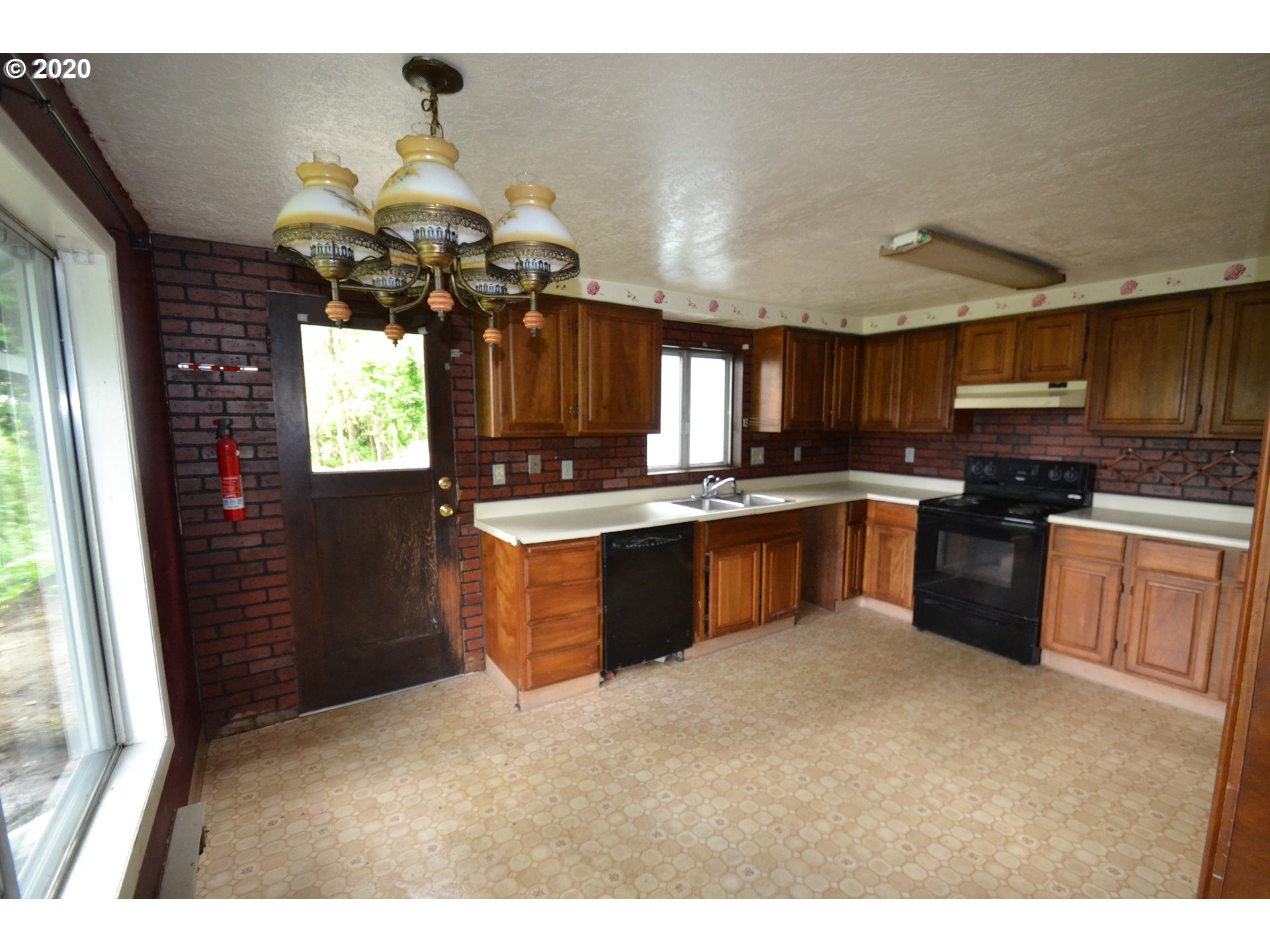 224 Haussler Road Kelso, WA 98626 - Photo 4 of 20 Gallery Image 4