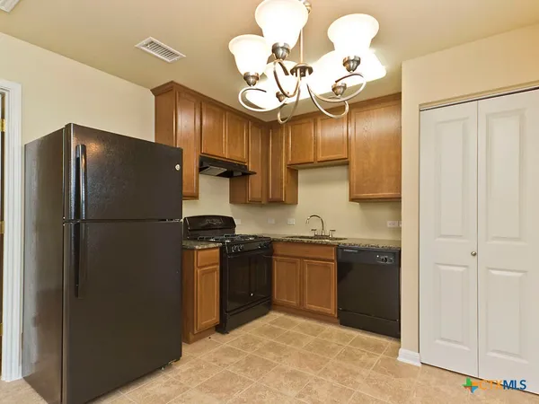$900 | 335 Rachel Street, Unit GARAGE APARTMENT, San Marcos, TX 78666