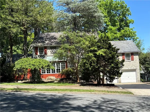 $650,000 | 1236 Moffit Avenue, Bethlehem, PA 18018