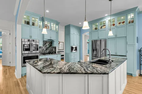 $1,250,000 | 2618 Kiln Creek Circle, Mount Pleasant, SC 29466