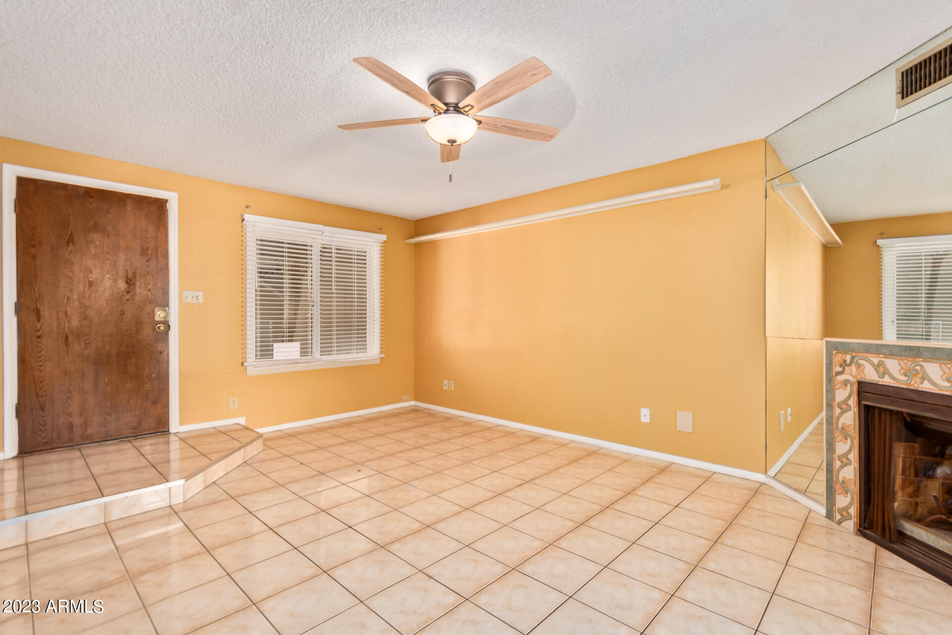 1402 East Osborn Road, Unit 11 Phoenix, AZ 85014 - Photo 3 of 27 03 - Osborn