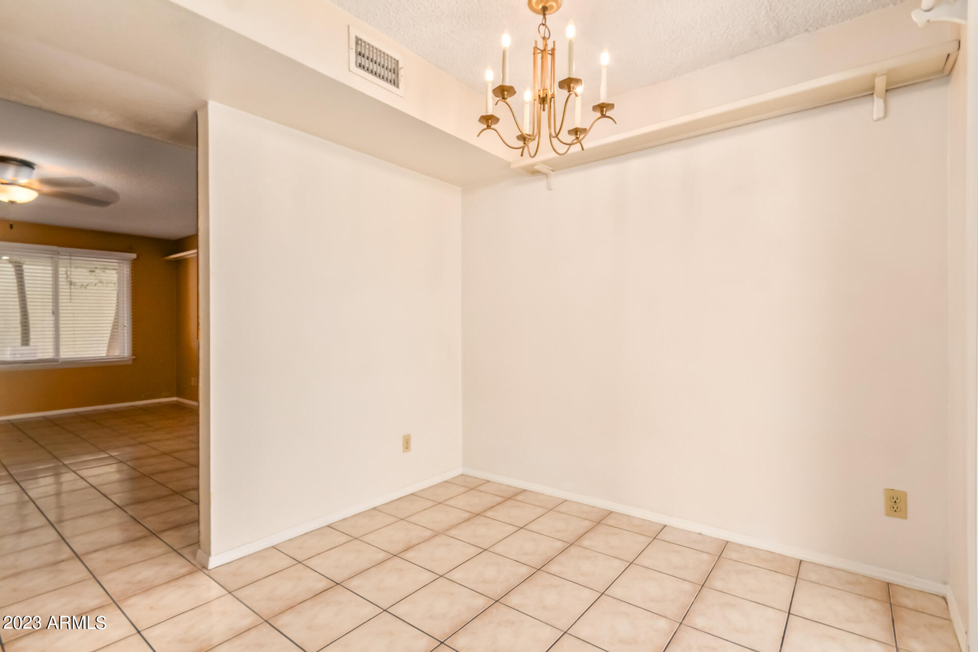 1402 East Osborn Road, Unit 11 Phoenix, AZ 85014 - Photo 8 of 27 08 - Osborn