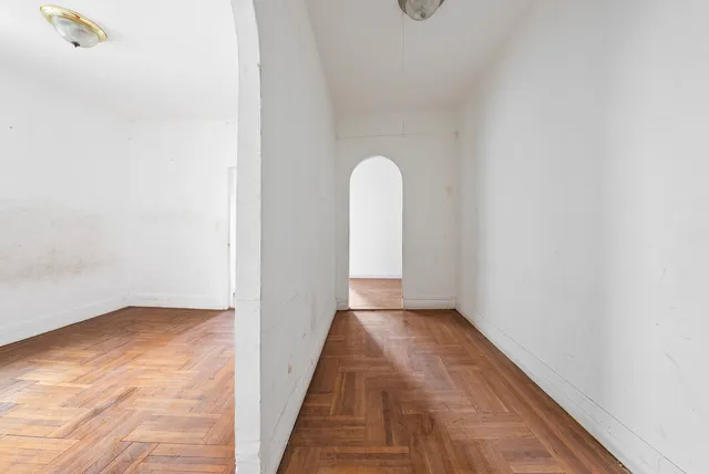 $168,000 | 1715 Nelson Avenue, Unit 4F | Morris Heights