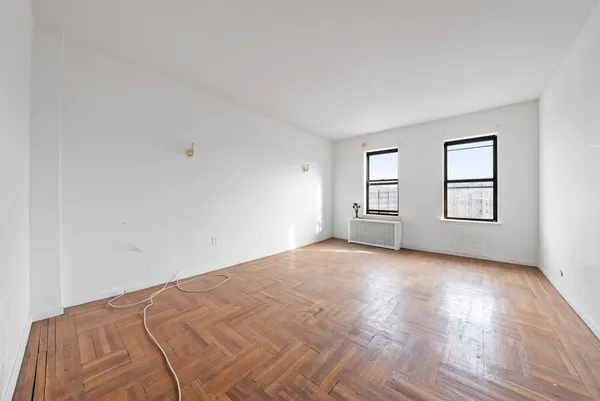 $168,000 | 1715 Nelson Avenue, Unit 4F | Morris Heights
