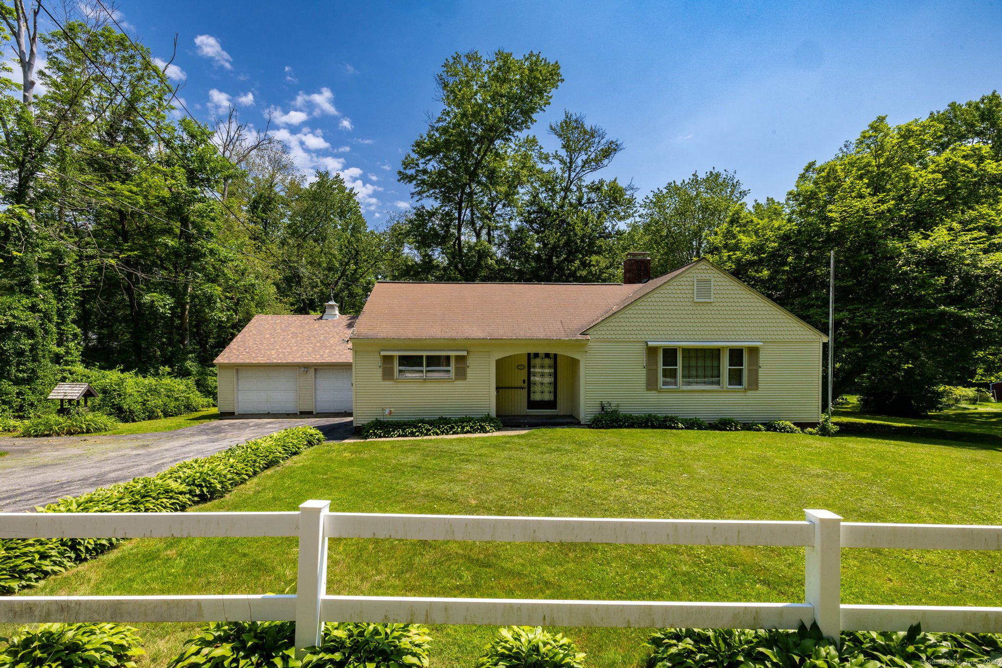 71 Hennequin Road Columbia, CT 06237 - Photo 1 of 1