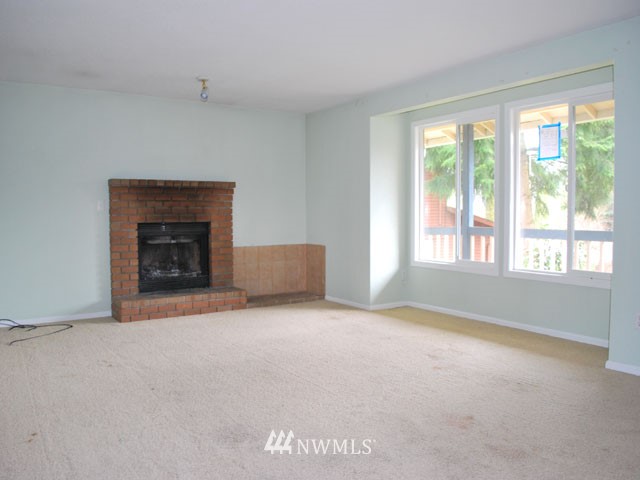 17706 28th Avenue Southeast Bothell, WA 98012 - Photo 2 of 14