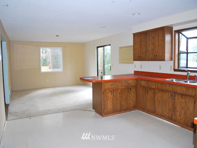 17706 28th Avenue Southeast Bothell, WA 98012 - Photo 4 of 14