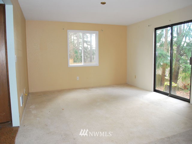 17706 28th Avenue Southeast Bothell, WA 98012 - Photo 5 of 14