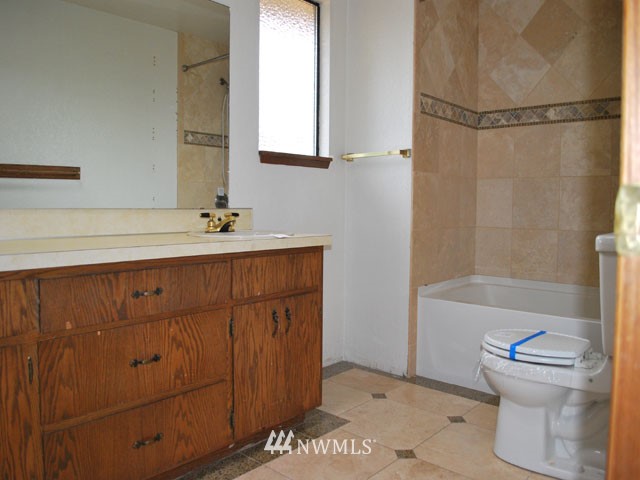 17706 28th Avenue Southeast Bothell, WA 98012 - Photo 6 of 14