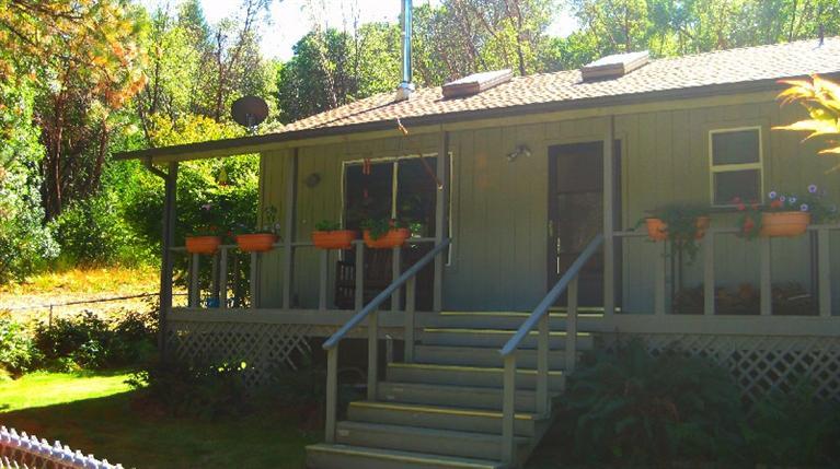 415 Crystal Springs Road Grants Pass, OR 97527 - Photo 2 of 26 Additional Photo