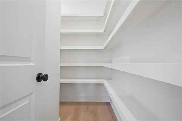 $700,000 | 2624 Northeast Woodland Oak Drive, Lee's Summit, MO 64086