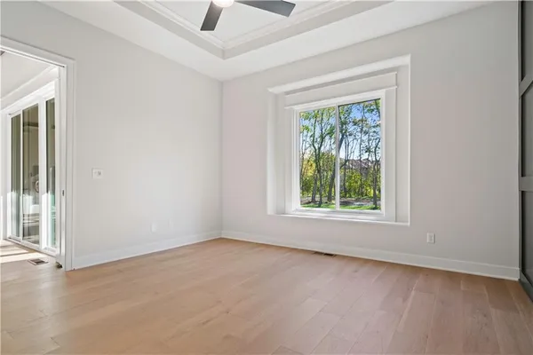 $700,000 | 2624 Northeast Woodland Oak Drive, Lee's Summit, MO 64086