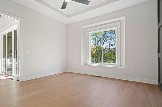 $750,000 | 2624 Northeast Woodland Oak Drive, Lee's Summit, MO 64086