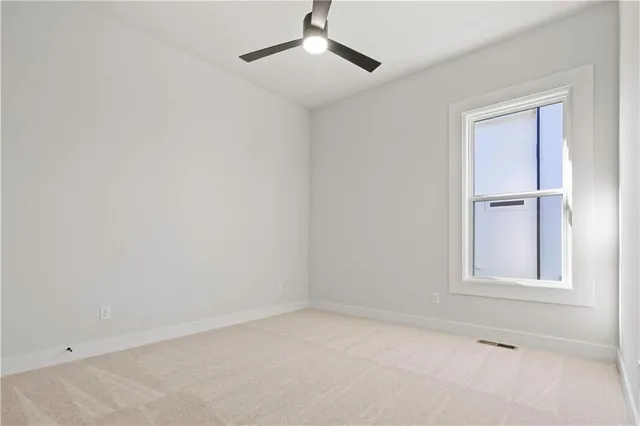 $750,000 | 2624 Northeast Woodland Oak Drive, Lee's Summit, MO 64086