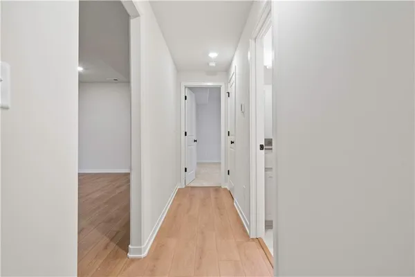 $700,000 | 2624 Northeast Woodland Oak Drive, Lee's Summit, MO 64086