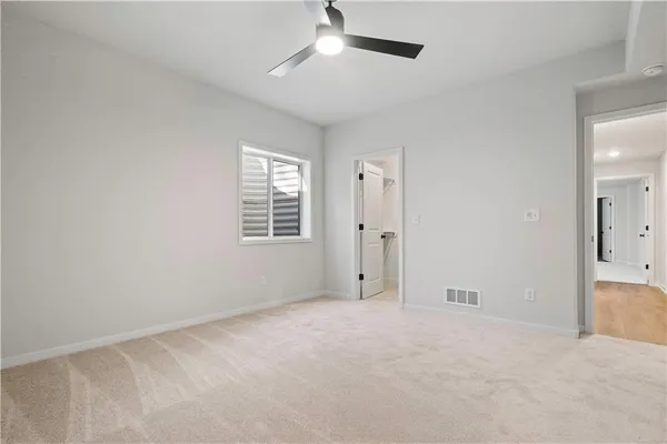 $700,000 | 2624 Northeast Woodland Oak Drive, Lee's Summit, MO 64086