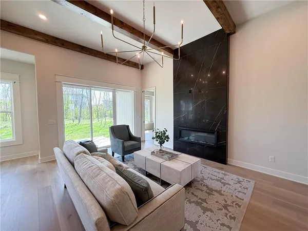 $700,000 | 2624 Northeast Woodland Oak Drive, Lee's Summit, MO 64086