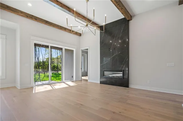 $750,000 | 2624 Northeast Woodland Oak Drive, Lee's Summit, MO 64086