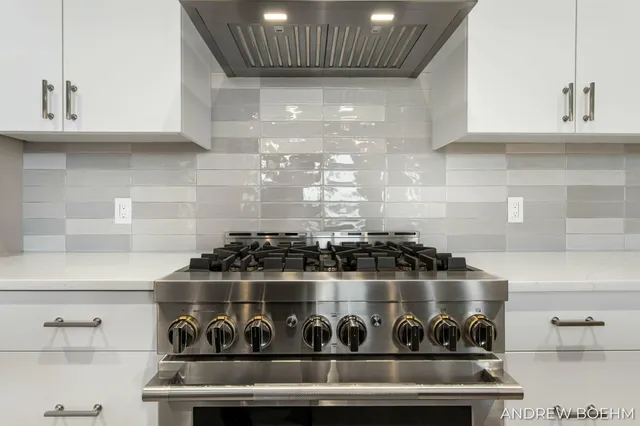 $879,900 | 159 South River Avenue, Unit 502, Holland, MI 49423