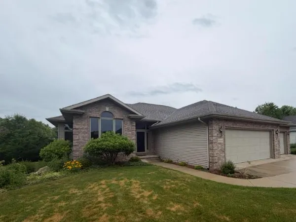 $675,900 | N8244 Ashberry Avenue, Fond du Lac, WI 54937