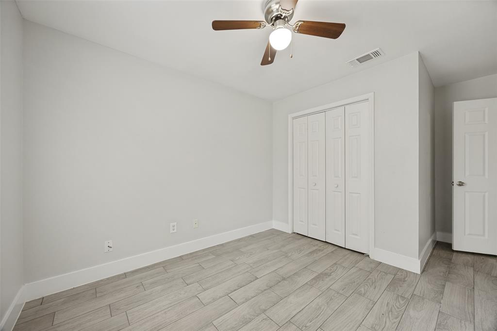 1009 Enlow Circle Commerce, TX 75428 - Photo 12 of 25