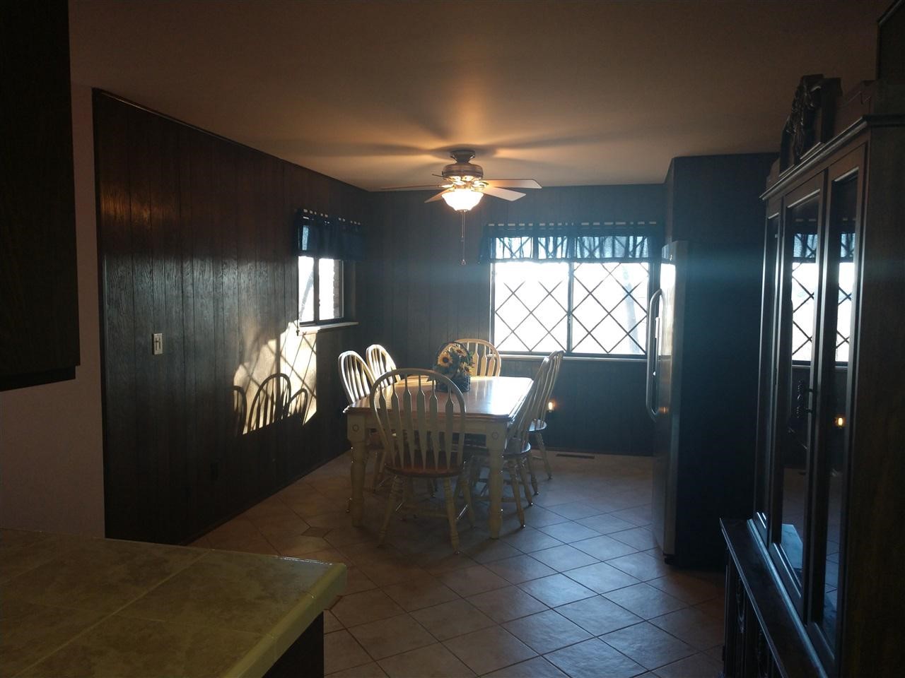 12427 Center Road Fenton, MI 48430 - Photo 4 of 52