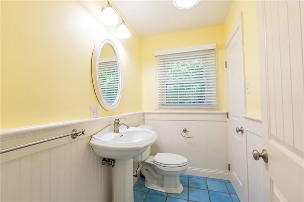 $4,200 | 48 Pleasant Street, Portsmouth, RI 02871