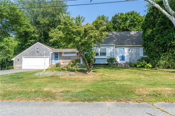 $4,200 | 48 Pleasant Street, Portsmouth, RI 02871