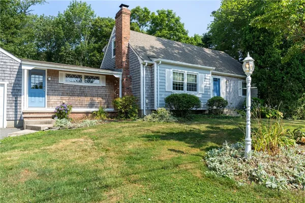 $4,200 | 48 Pleasant Street, Portsmouth, RI 02871