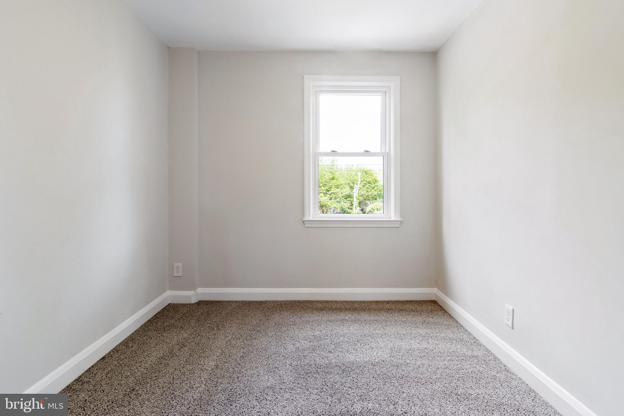 5806 Falkirk Road Baltimore, MD 21239 - Photo 16 of 25