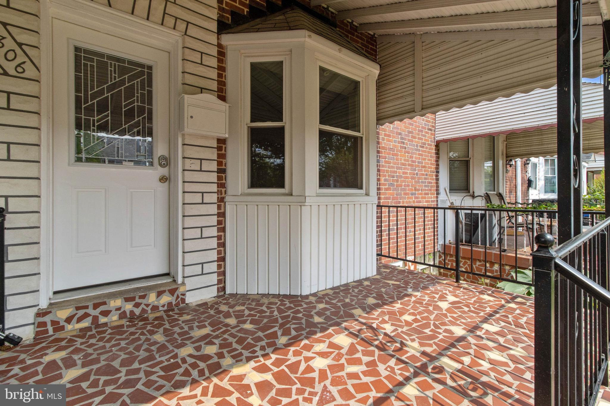5806 Falkirk Road Baltimore, MD 21239 - Photo 3 of 25