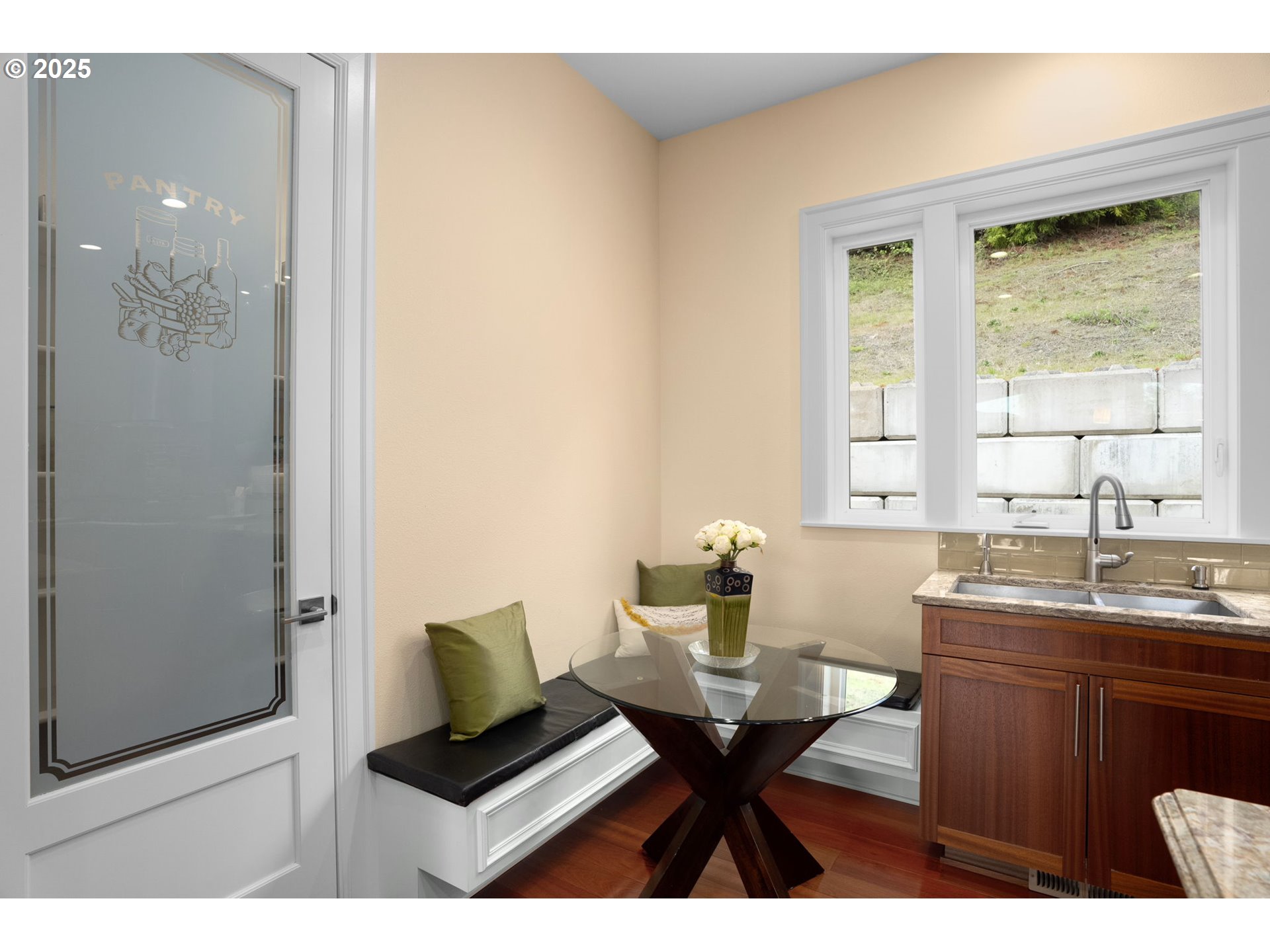 4018 Northwest Riggs Drive Portland, OR 97229 - Photo 16 of 48 Gallery Image 16
