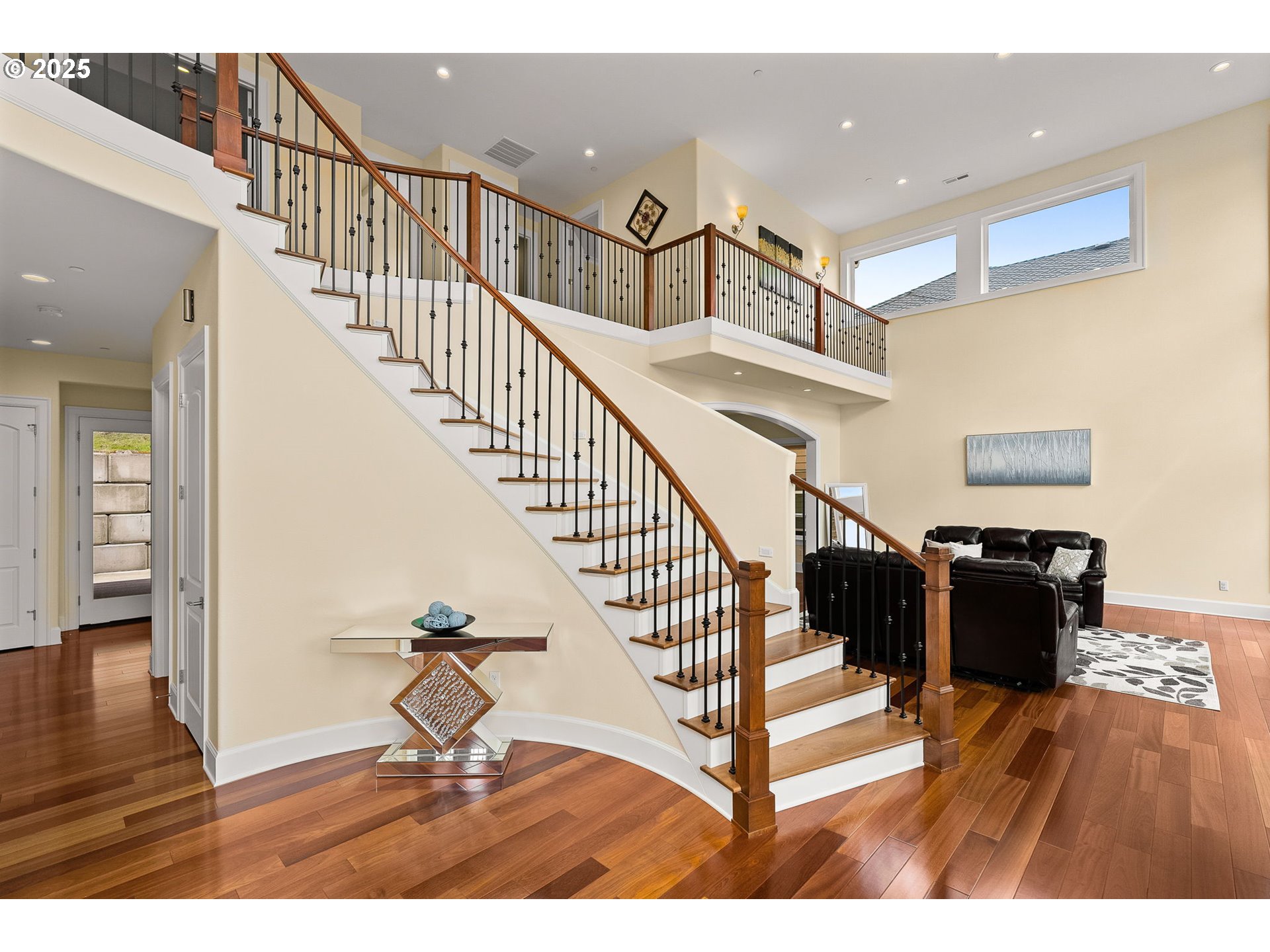 4018 Northwest Riggs Drive Portland, OR 97229 - Photo 5 of 48 Gallery Image 5