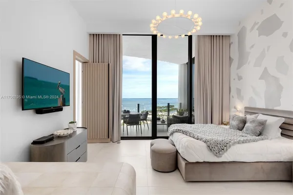$9,750,000 | 2811 South Bayshore Drive, Unit 20BC, Miami, FL 33133