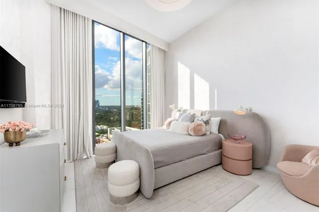 $9,750,000 | 2811 South Bayshore Drive, Unit 20BC, Miami, FL 33133