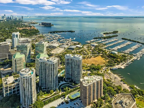 $9,750,000 | 2811 South Bayshore Drive, Unit 20BC, Miami, FL 33133