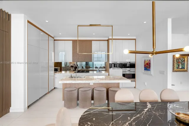 $9,750,000 | 2811 South Bayshore Drive, Unit 20BC, Miami, FL 33133
