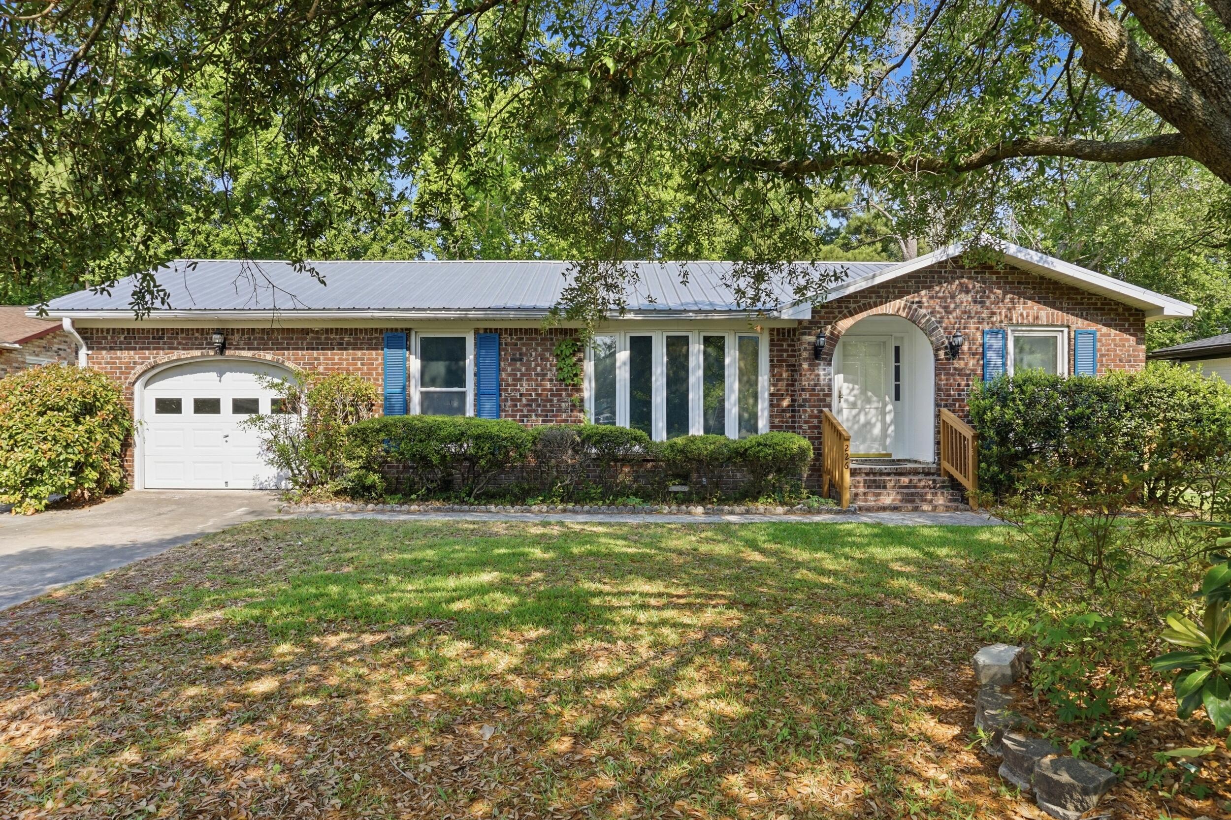 226 Loblolly Circle Ladson, SC 29456 - Photo 1 of 48 dsc03826